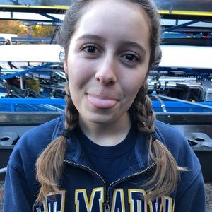 Meet your Posher, Erin